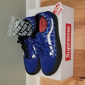 Supreme Van's, size 6, blue & black